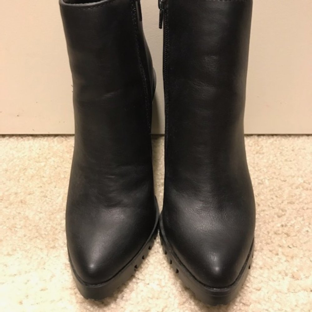 Mossimo Black Heeled Ankle Boots